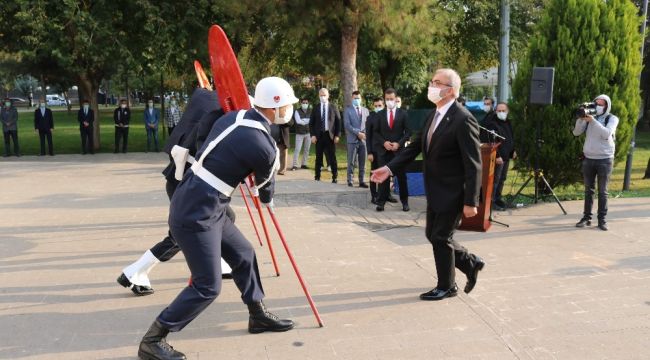 Diyarbakır Atatürk'ü andı