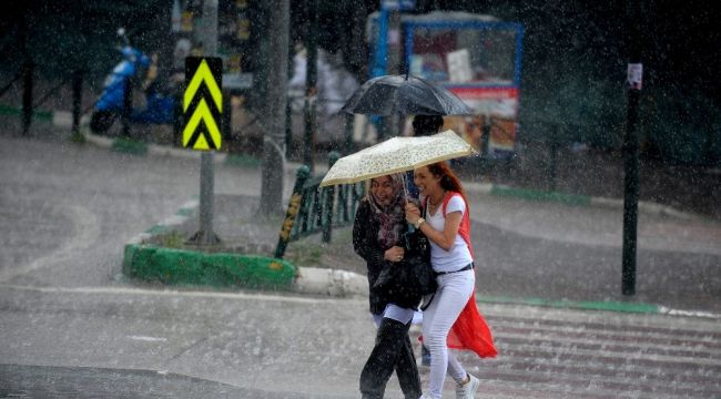 Doğu Karadeniz'de kuvvetli yağış ve fırtına uyarısı