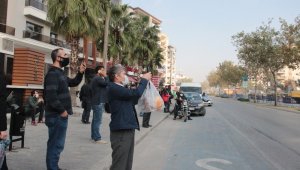 Film seyreder gibi yıkımı izlediler