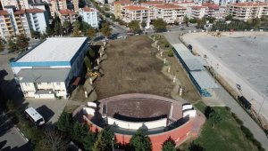 Gaziemir'in festival alanı yeni yüzüne kavuşuyor