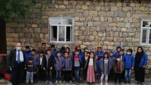 Genel Başkan Er'den şehit ve gazi çocuklarına yardım eli