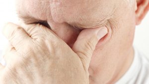 "Göz ovalamanın 5 önemli zararına dikkat"