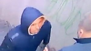 Güpegündüz genç kızı taciz edip telefonunu çalan zanlı yakalandı