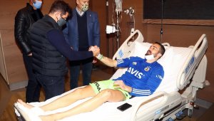 Harun Tekin ameliyattan çıktı