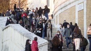 İtalya'da aktif Covid-19 vaka sayısı 800 bini aştı