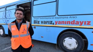 İzmir Büyükşehir'in giyim otobüsü depremzedelerin hizmetinde