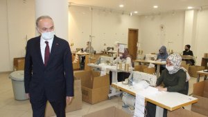 İzmir için maske üretimi yapılıyor