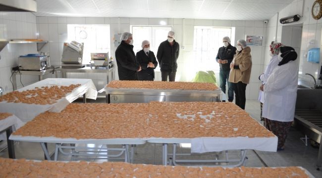 Kadın çiftçiler ev ekonomilerine katkı sunuyor