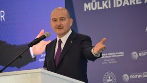 "Kadını vuracağına kendini vur, delikanlısın ya"