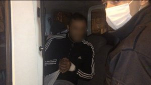 Kapıyı açmayan eski sevgilisinin evini kundakladı