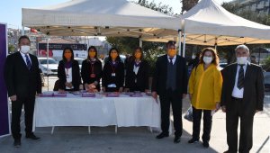 Kuşadası kadına yönelik şiddete karşı "tek vücut" oldu