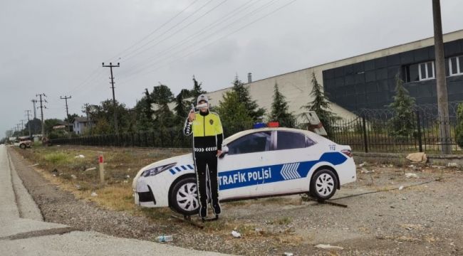 Maket polisler de artık maskeli