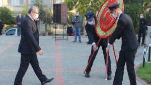 Manisa'nın ilçelerinde de hayat 09.05'te durdu