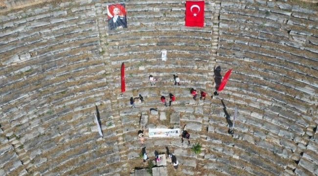 Nysa Antik Kenti'nde, 2 bin yıl sonra satranç oynandı