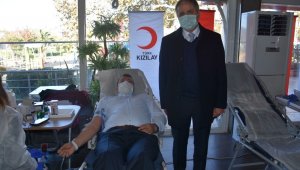 Pandemiye rağmen rekor kan bağışı
