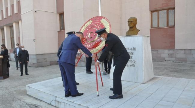 Pasinler'de Gazi Mustafa Kemal Atatürk anıldı