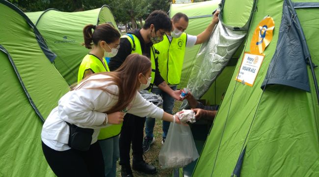 Rotary'den depremzedelere 100 çadırlık yaşam alanı