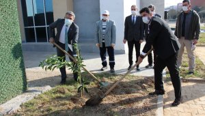 Şehit öğretmenlerin isimleri ADÜ'de yaşayacak