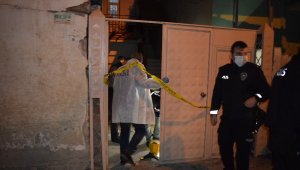 Silahla başından vurulan genç yaşam mücadelesini kaybetti