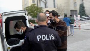 Süt banyocusu işçiler ile görüntüyü kaydedenler serbest