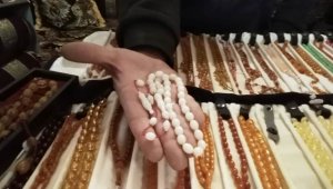 Tespihlerin gramı altınla yarışıyor