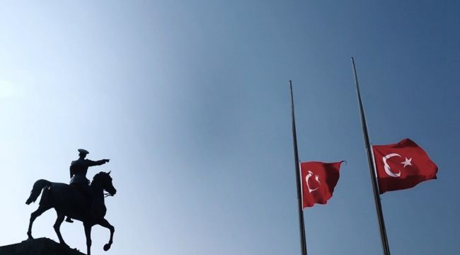 THY'den duygulandıran 10 Kasım paylaşımı