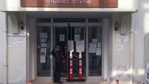 Tüm doktorlar korona çıktı