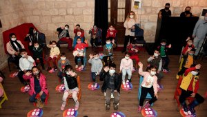 Yeni sezonun ilk çocuk oyunu: 'Küçük Kara Balık'