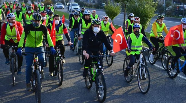 Yeşilyurt'ta 10 Kasım nedeniyle bisiklet turu düzenlendi