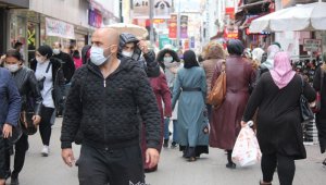 Yüzde 50 artış etkilemedi, sokaklar doldu taştı