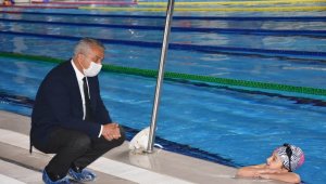 "Yüzme Bilmeyen Kalmasın" projesi devam ediyor