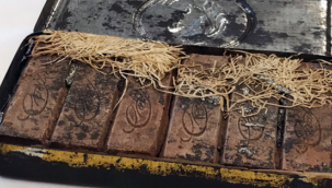 120 yıllık çikolata bulundu