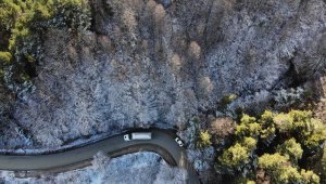 Abant'ta sonbahar ve kış bir arada yaşanıyor