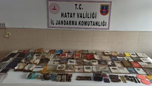 Amanoslarda PKK'ya ait silah ve mühimmatları bulundu