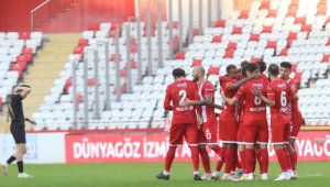Antalyaspor'da 7 hafta sonra gelen 3 puan sevinci