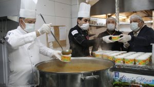 Atakum'dan 36 günde 1373 hane ve 3790 hastaya yemek desteği