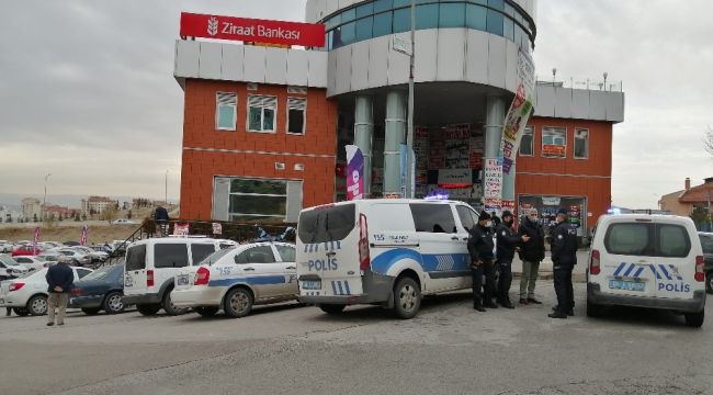 Başkent'te banka soygunu girişimi, 1 yaralı