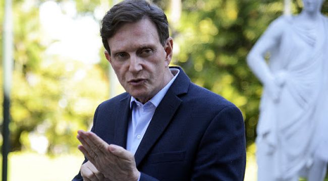 Belediye Başkanı, yolsuzluktan gözaltına alındı