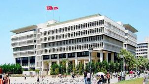 "Belediye binasının yıkımı büyük hata olur"