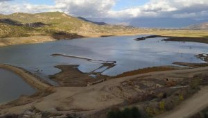 Beydağ Barajı ve Gölcük'te su seviyesi en alt düzeyde