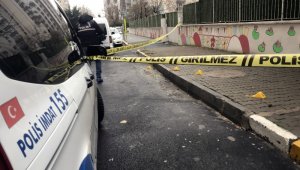 Beylikdüzü'nde okul önünde silahla yaralama