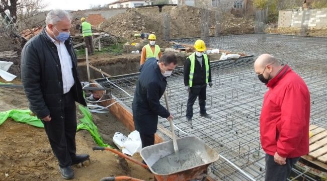 Burhaniye'de meyve kurutma tesisinin temeli atıldı