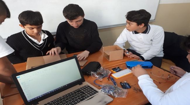 Çeşmeli öğrencilerin büyük başarısı