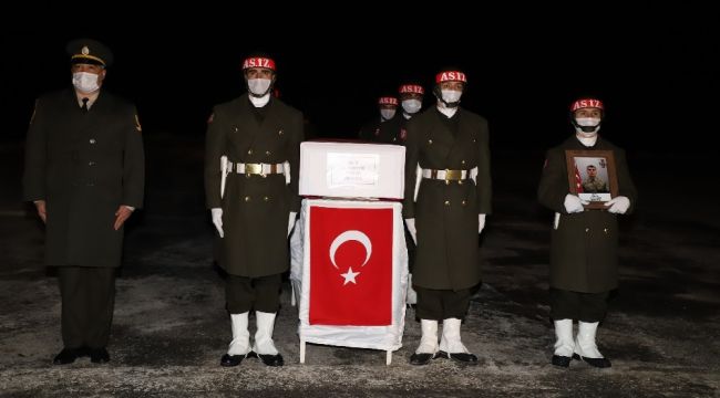 Çığ şehidi asker için Hakkari'de tören düzenlendi