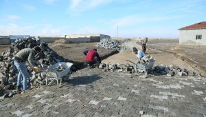 Develi'de parke seferberliği hız kesmeden devam ediyor