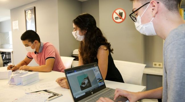 Dünya gençleri bilim ve sanat için Buca'da yarışacak