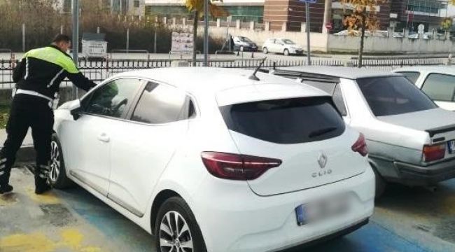 Engelli parklarına park eden sürücülere ceza yağdı