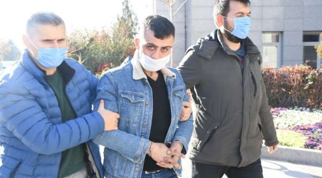 Eşini vurdu: Haberim yokmuş gibi çek kanka