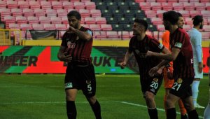 Eskişehirspor: 2 - Menemenspor: 2