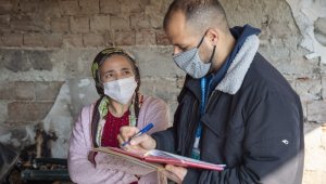 Evi yanan aileye belediyeden destek